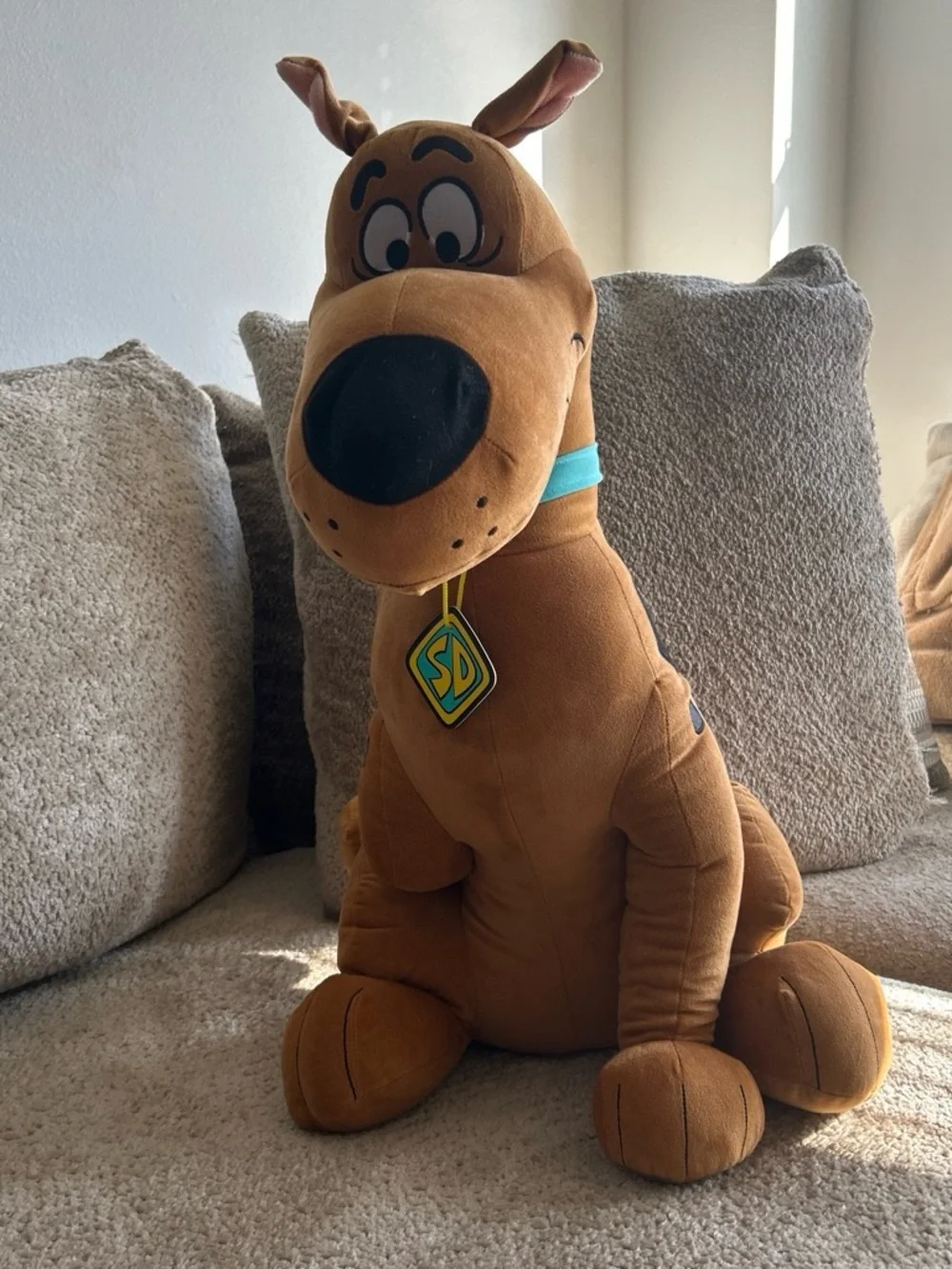 Scooby-Doo Large Plush Toy - Brown with Blue Collar